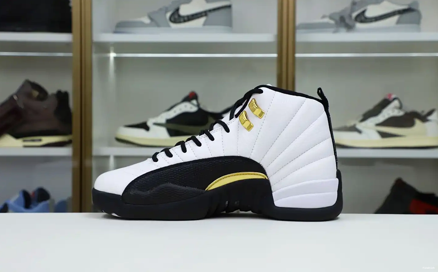 RETRO 12 'ROYALTY' JORDAN AIR 0530